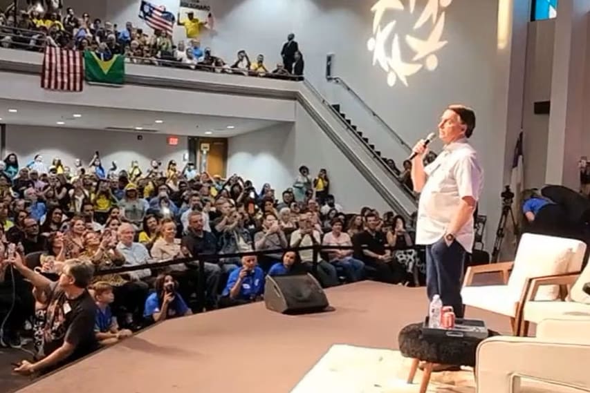 Bolsonaro anuncia que voltará ao Brasil: 'Missão não acabou' | O TEMPO