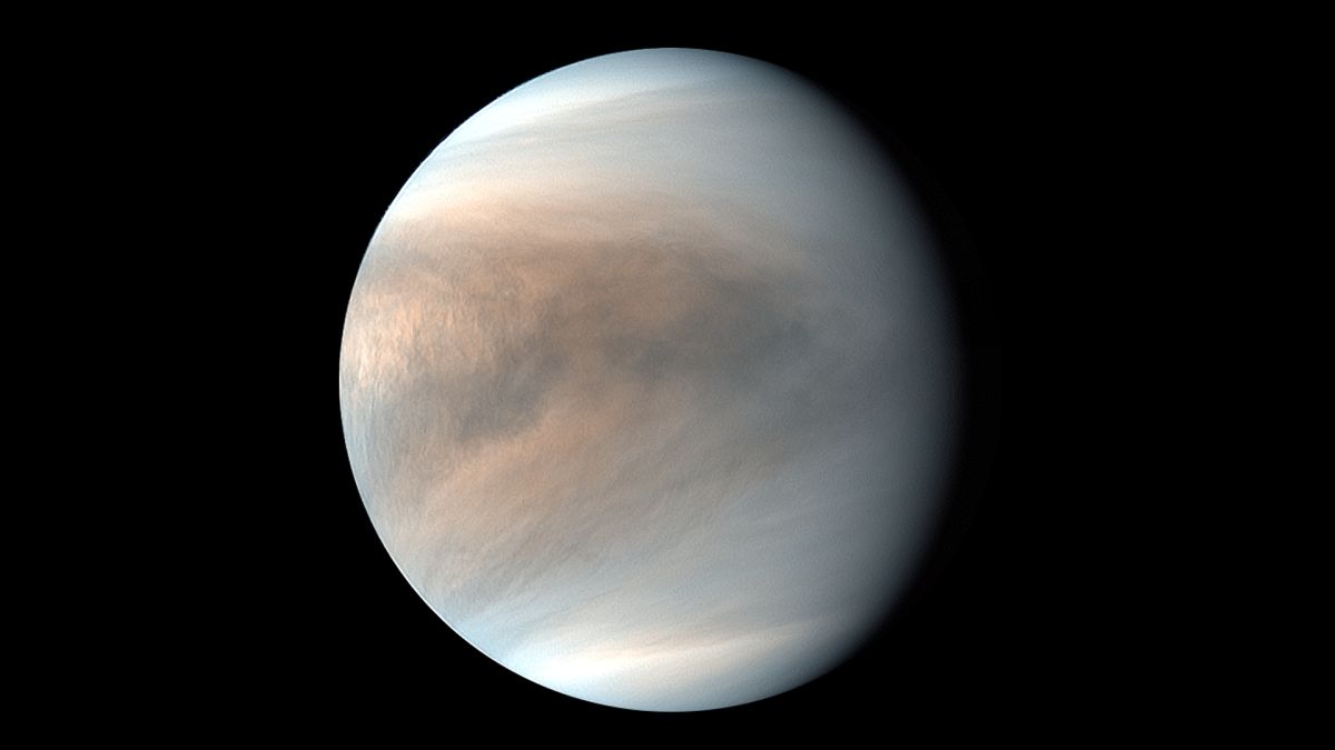Chance encounters: Mercury probe and sun spacecraft provide new info about Venus