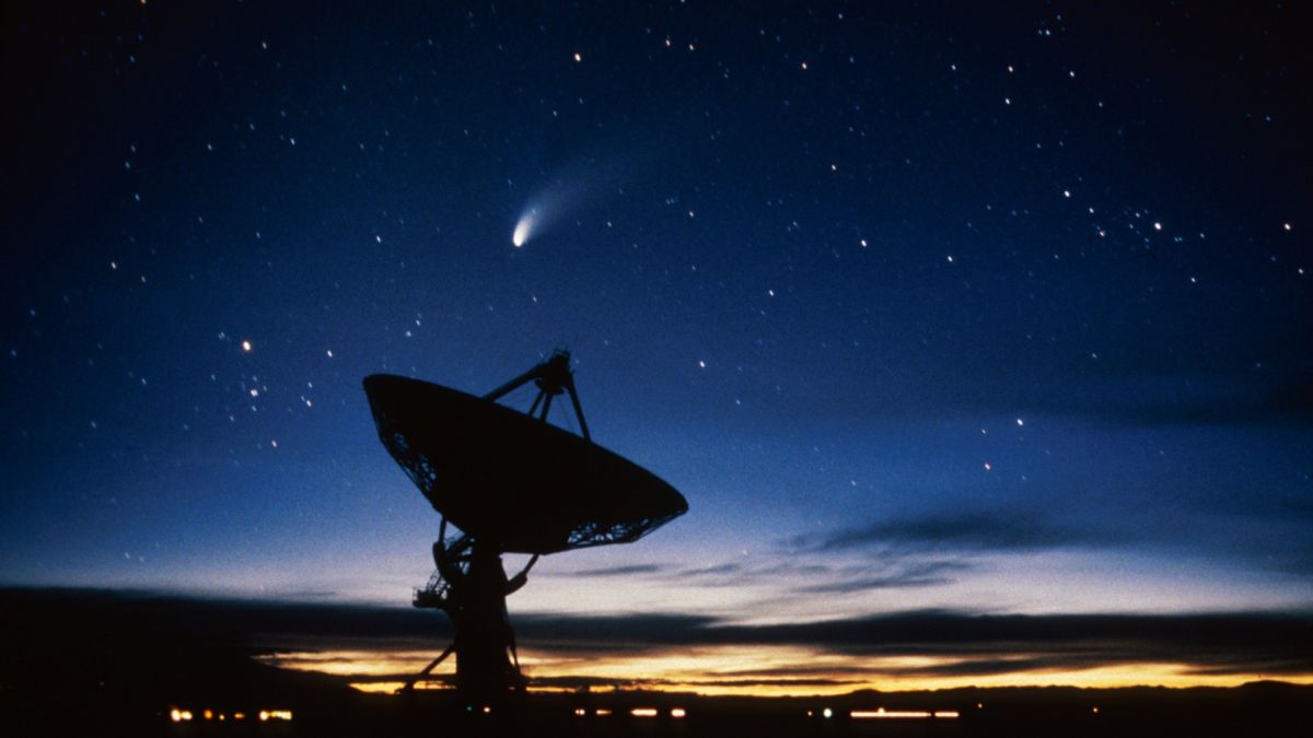 A comet coming in 2024 could outshine the stars - if we're lucky