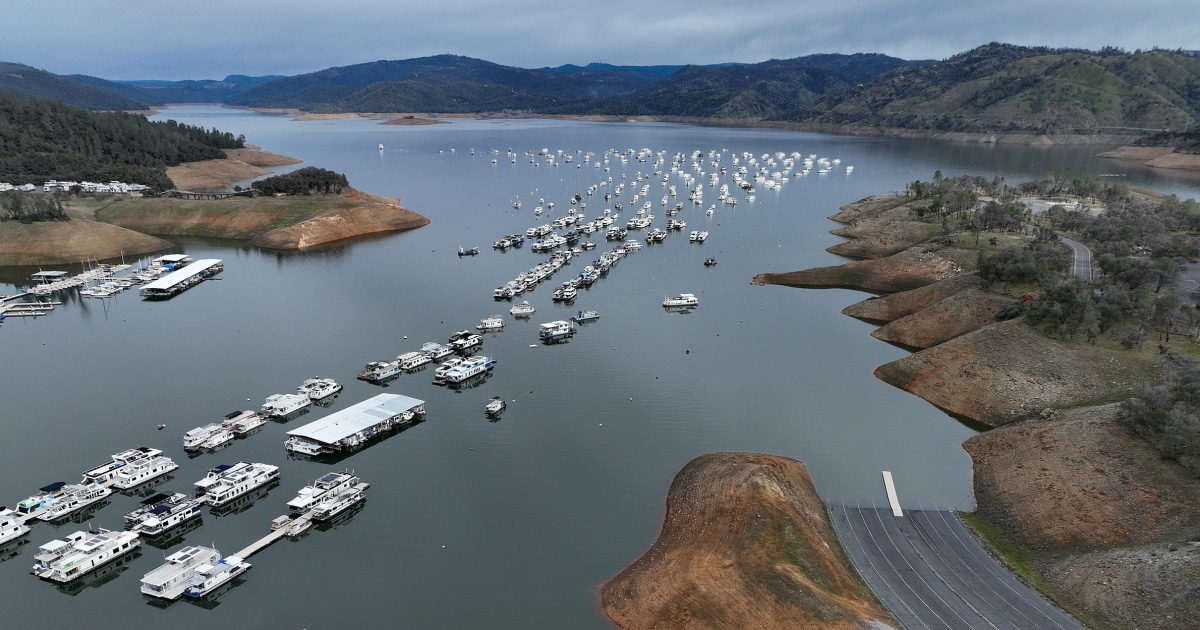 California under flood threat releases millions of gallons from reservoir, despite drought 