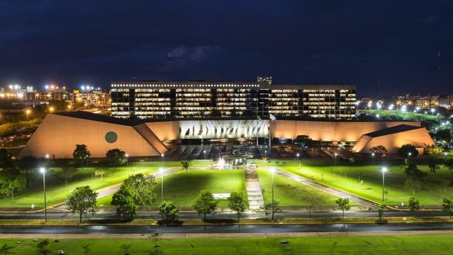 STJ anula inquérito contra secretária municipal que encomendou "vodu" para autoridades