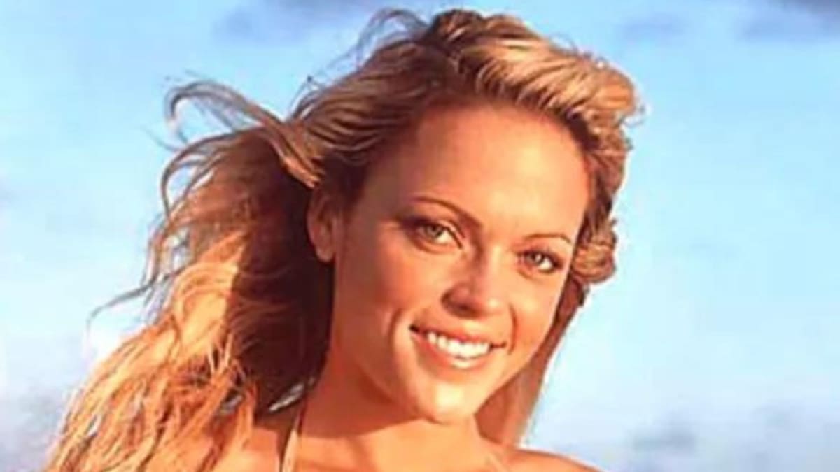 5 Spectacular Photos of Olympic Gold Medalist Jennie Finch in the Bahamas