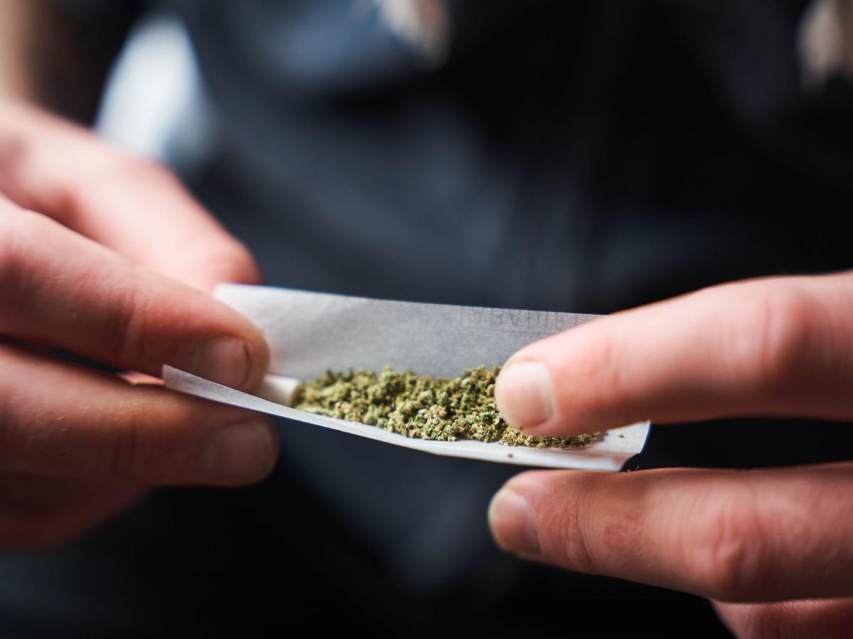 NBA players now allowed to smoke weed without being penalized