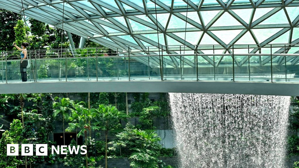 Changi Airport: Hanging out at the world's best airport