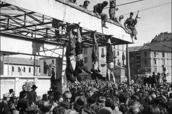 Há 78 anos, líder fascista Benito Mussolini era executado e exposto em praça pública