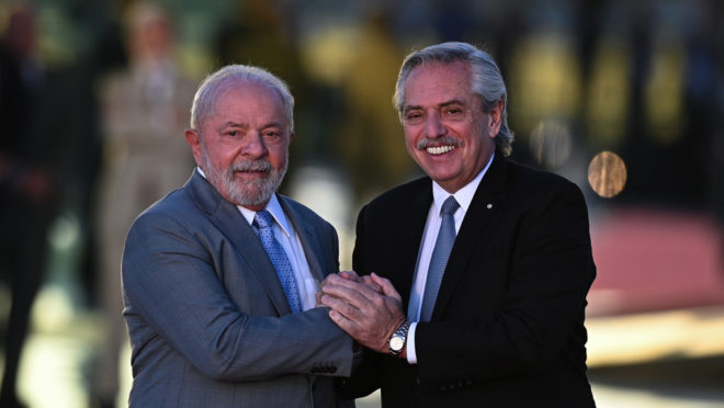 Editorial: O “sacrifício” de Lula para salvar os camaradas argentinos | Gazeta do Povo