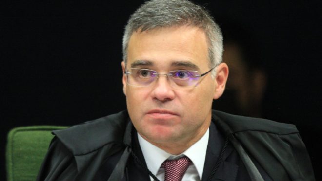 Mendonça cita falta de individualização e rejeita denúncia contra 200 acusados do 8 de janeiro