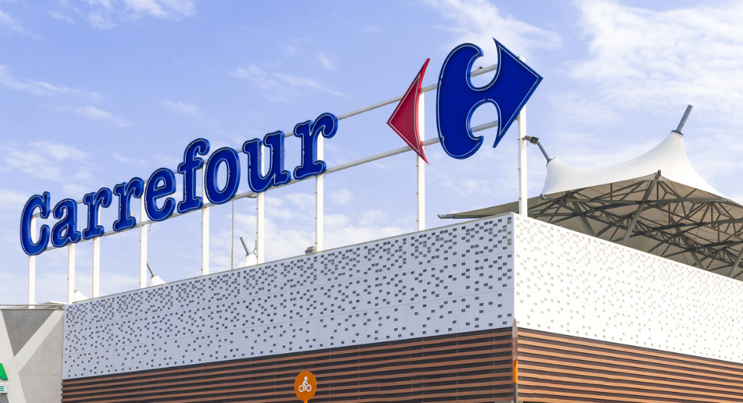 Carrefour é condenado a indenizar casal gay agredido por seguranças | Revista Fórum