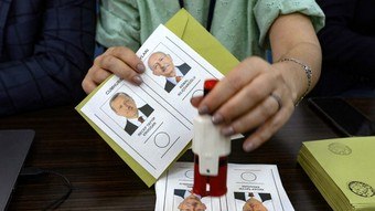 Eleitores turcos vão às urnas para eleger o presidente do país