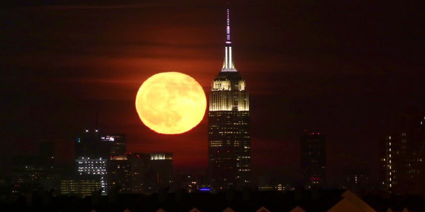 A Frost Moon Eclipse Will Be Visible in the Sky Tonight