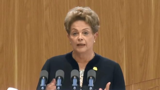 Banco dos Brics vai aceitar novos membros para aumentar recursos, diz Dilma
