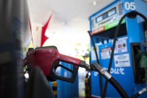 Gasolina fica mais cara a partir de hoje (1º); saiba o valor
