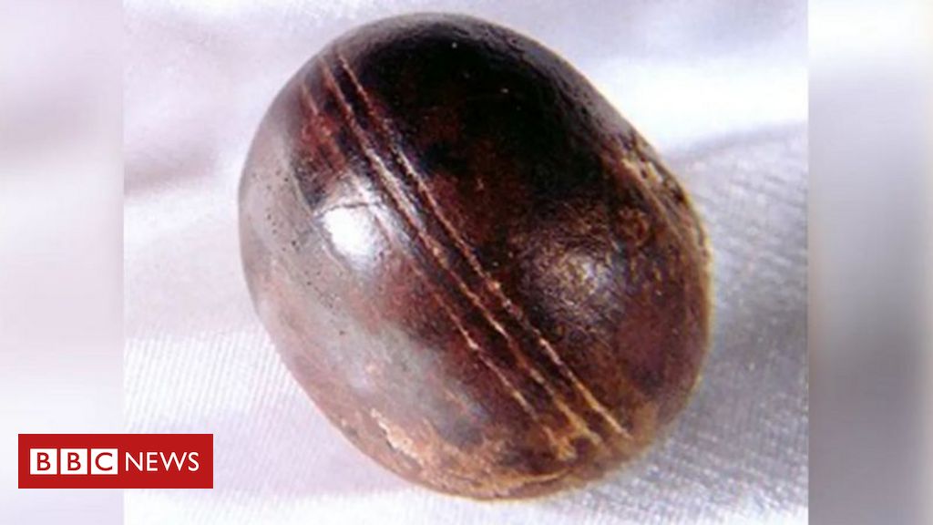 O que são as esferas de Klerksdorp, pedras misteriosas encontradas em uma rocha de 2,8 bilhões de anos? - BBC News Brasil