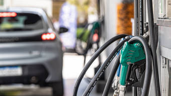 Gasolina deve ficar R$ 0,34 mais cara a partir de hoje com volta de impostos 