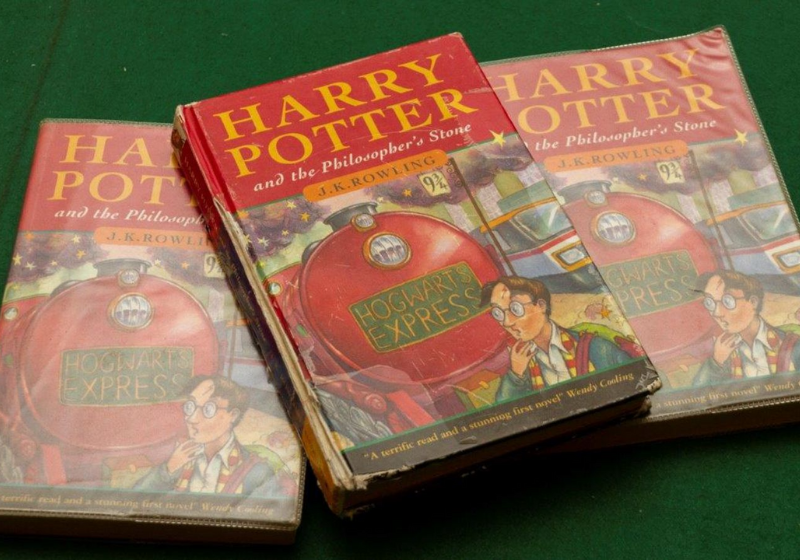 Comprado por 38 centavos, livro raro Harry Potter vai a leilão por R$ 28 mil - Só Notícia Boa