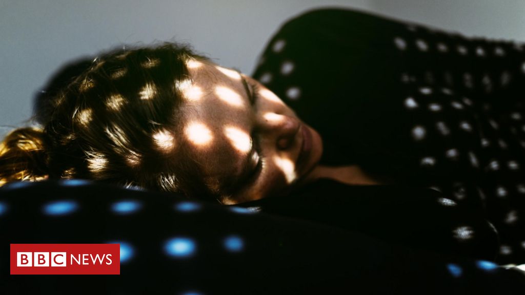 O sintoma pouco falado da depressão que desafia o tratamento - BBC News Brasil
