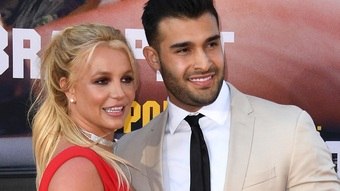 Britney Spears se divorcia após um ano e dois meses de casamento