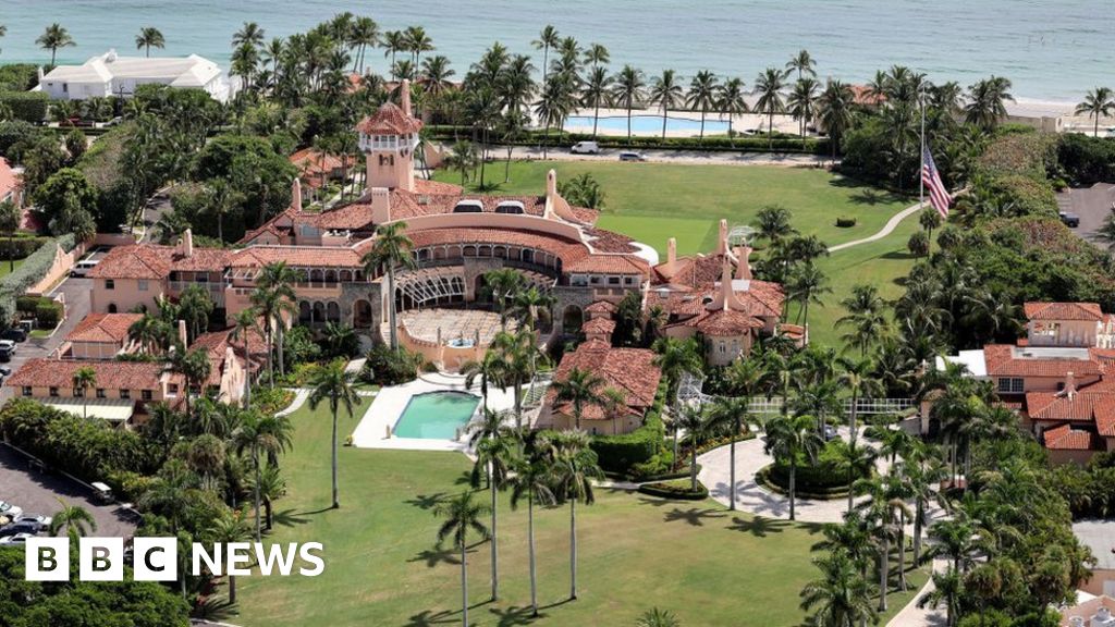 Mar-a-Lago IT manager implicates Trump in classified files case