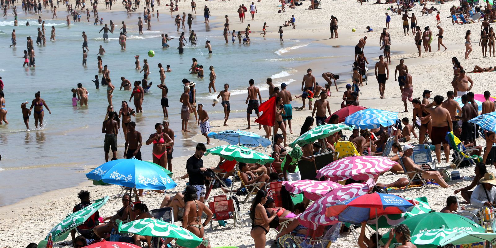 Rio tem o dia mais quente do inverno, mas frente fria chega ainda hoje