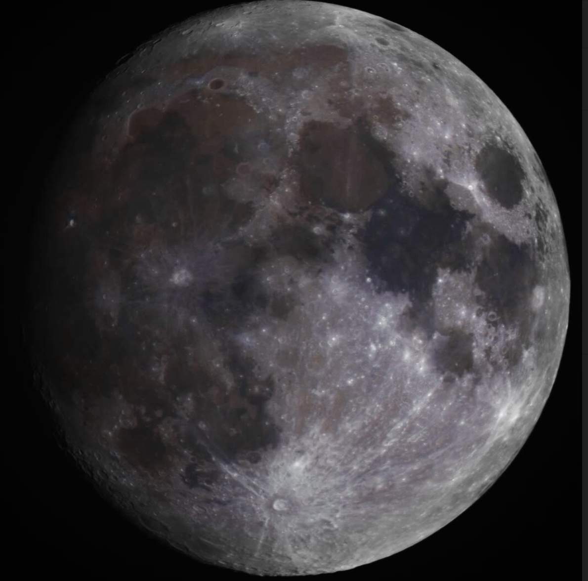 Photographer releases stunning supercut of the moon’s orbit