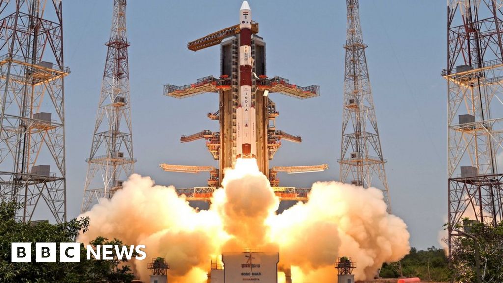 Aditya-L1: India successfully launches its first mission to the Sun