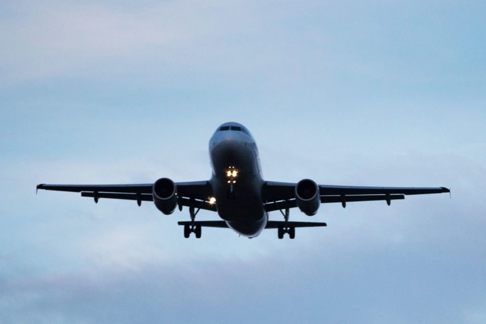 Vídeo: fumaça a bordo obriga avião da Gol a fazer pouso de emergência