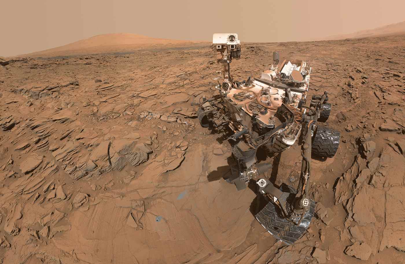 Today Marks 3000 Days on Mars For the Genius ’Curiosity Rover‘ – See NASA Celebration in Photos