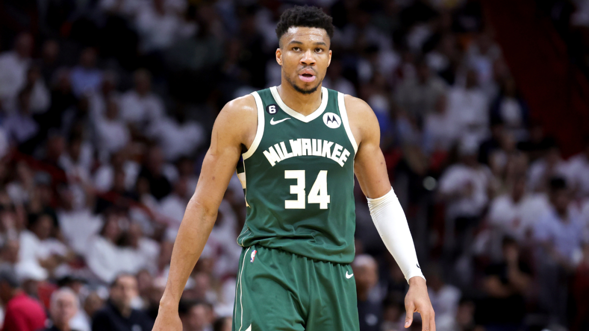 Giannis Antetokounmpo is giving the Bucks a license to trade him, and they should at least consider doing it