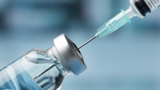 Covid: Médicos alertam para riscos da vacinação compulsória em crianças