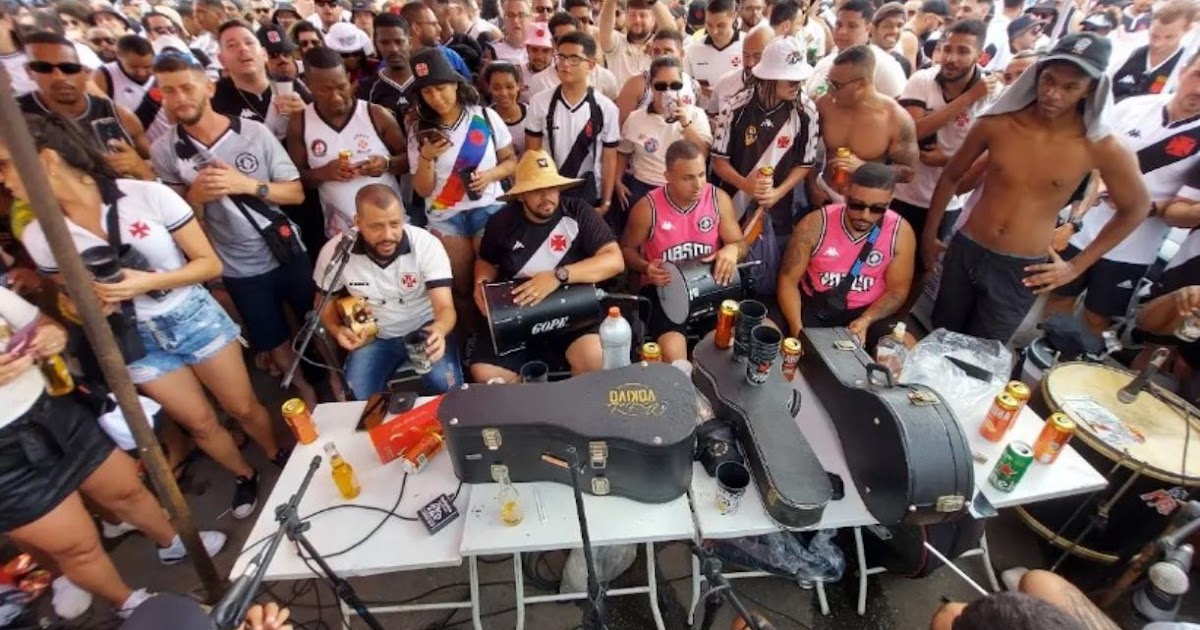 Feijoada na Colina: evento em São Januário reúne música e gastronomia neste domingo