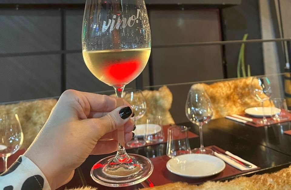 [Pernoitar, comer e beber fora] Quais vinhos beber em 2024?