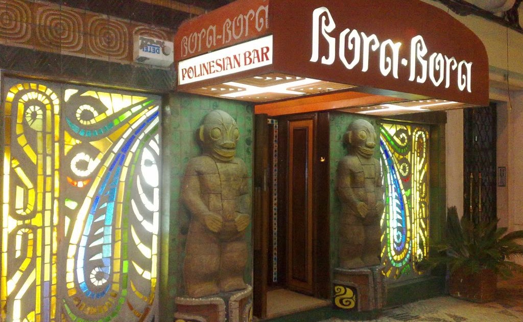[Pernoitar, comer e beber fora] Bar Bora Bora