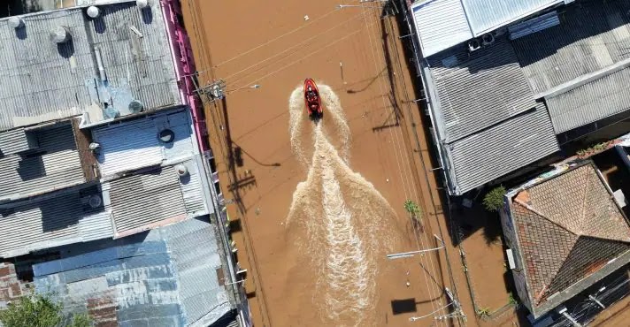 Revista Oeste: As enchentes no Rio Grande do Sul e os novos exilados políticos brasileiros estão entre os destaques desta edição