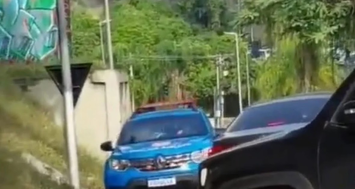 Vídeo: motoristas voltam na contramão durante tentativa de arrastão na Linha Amarela