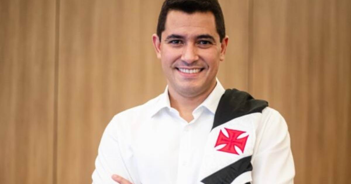Pedro Martins avalia passagem pelo Vasco e revela esforço de Pedrinho