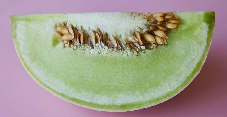 Refrescante e saudável: Veja 5 benefícios do melão para a saúde