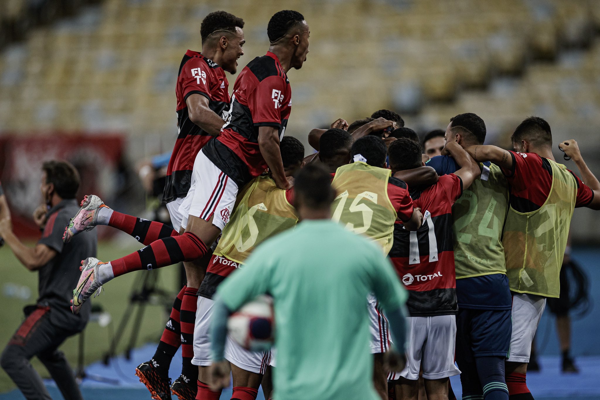 Flamengo foi o único grande a vencer na primeira rodada do Carioca