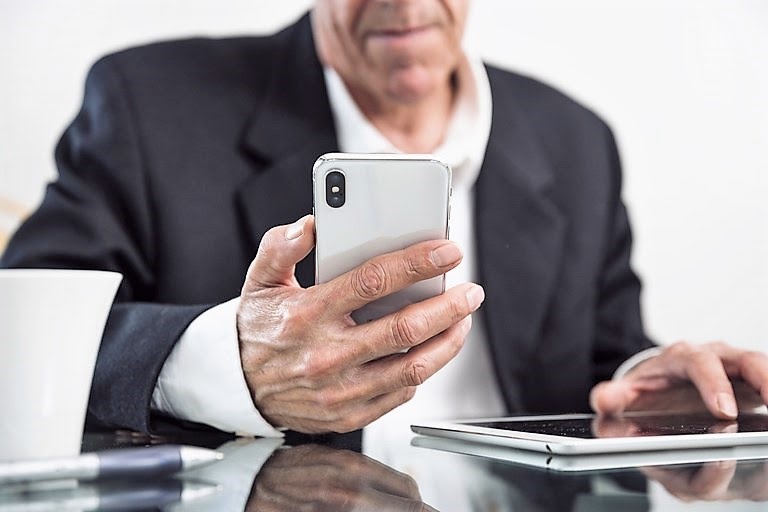 Ligações para que aposentados façam a prova de vida online não são do INSS