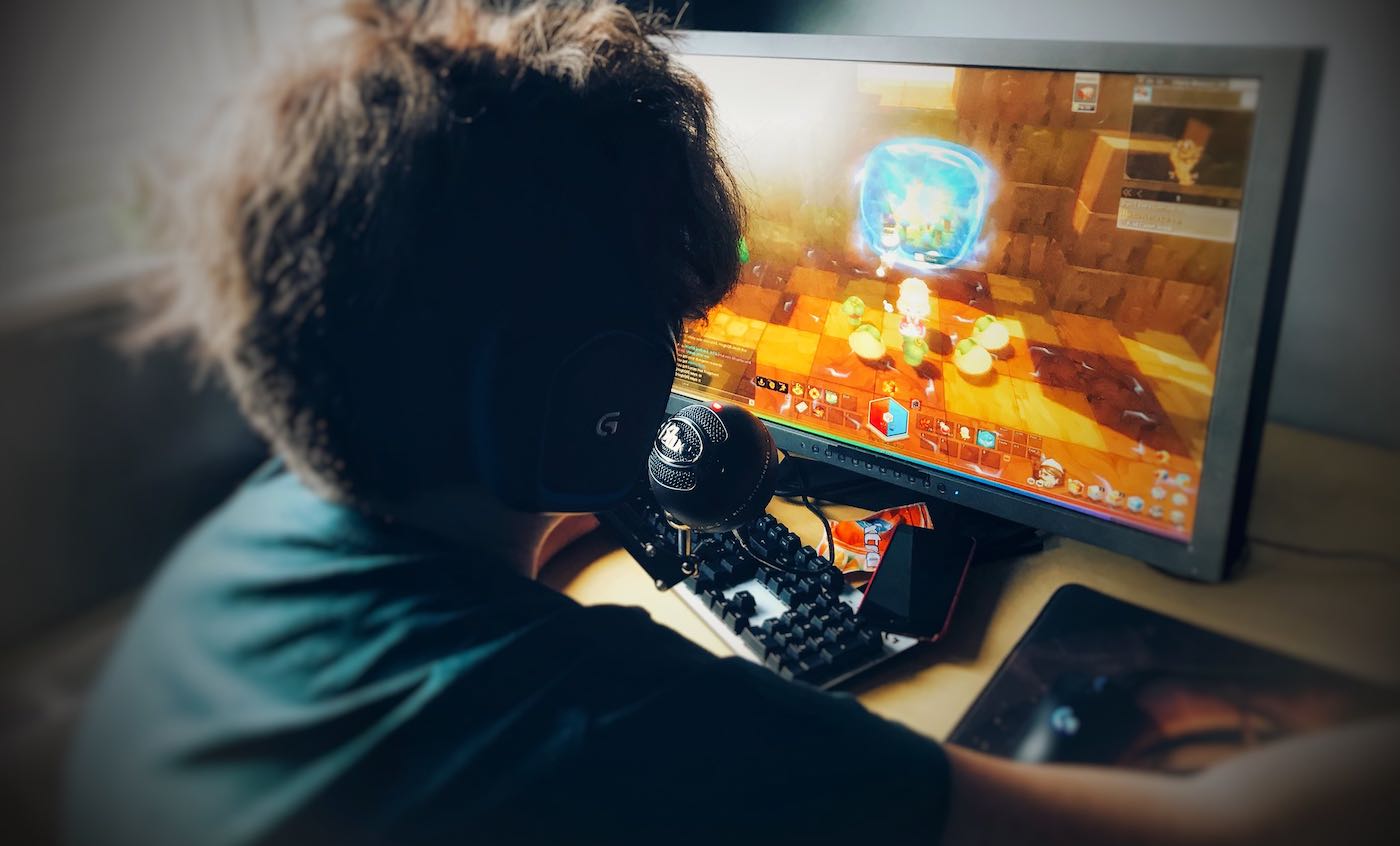 Boys Who Play Video Games Linked With Lower Depression Risk, UK Shows Study