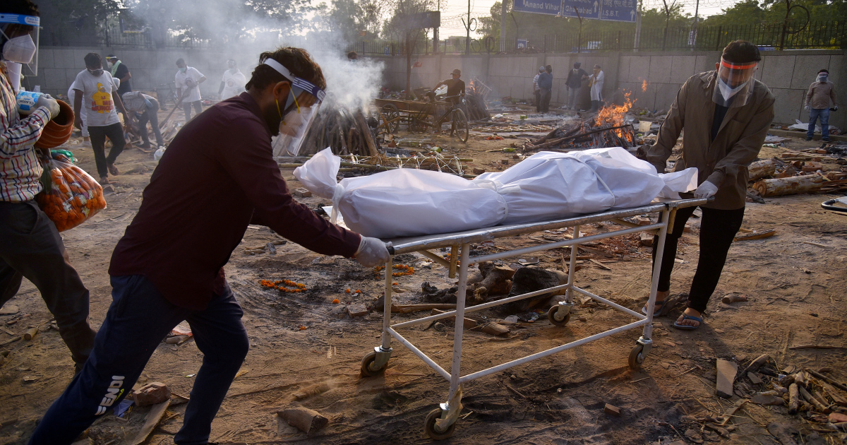 India’s daily death toll sets new record as COVID oxygen arrives