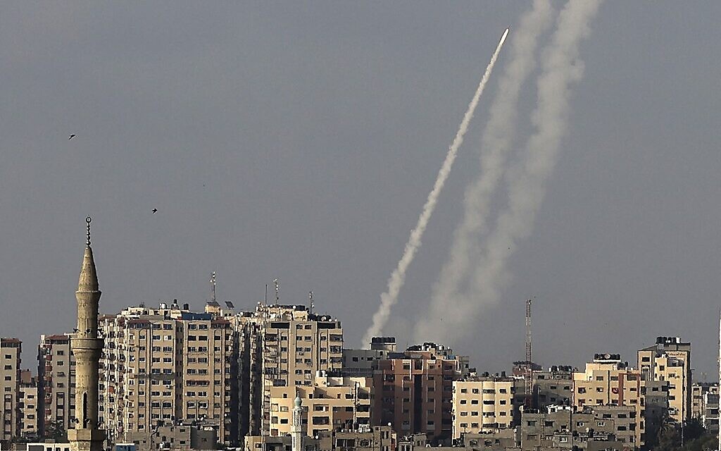 Hamas fires 7 rockets at Jerusalem, Beit Shemesh after Temple Mount clashes