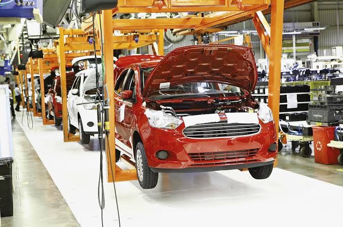 Ford indenizará em R$ 130 mil cada funcionário demitido na BA - Terra Brasil Notícias
