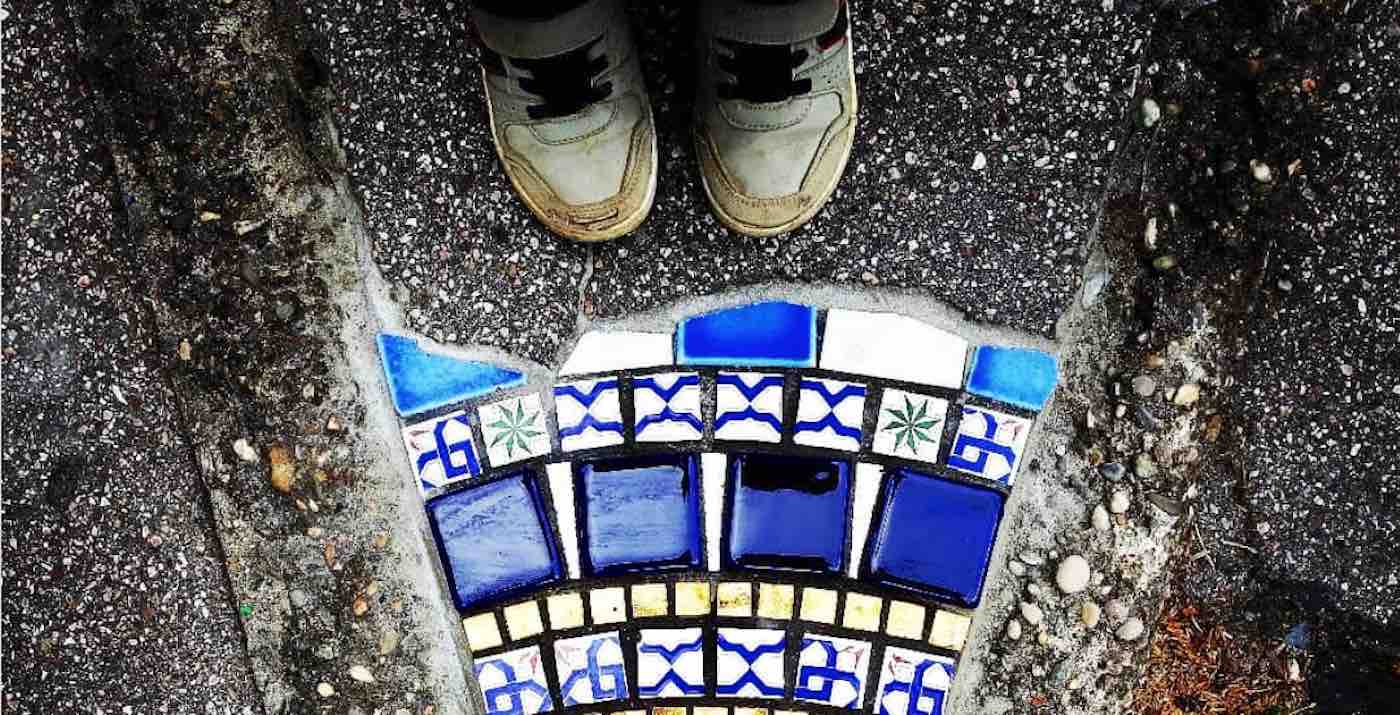 Artist Fills Public Potholes With Colorful Mosaics – Restoring Roads and Sidewalks (Look)