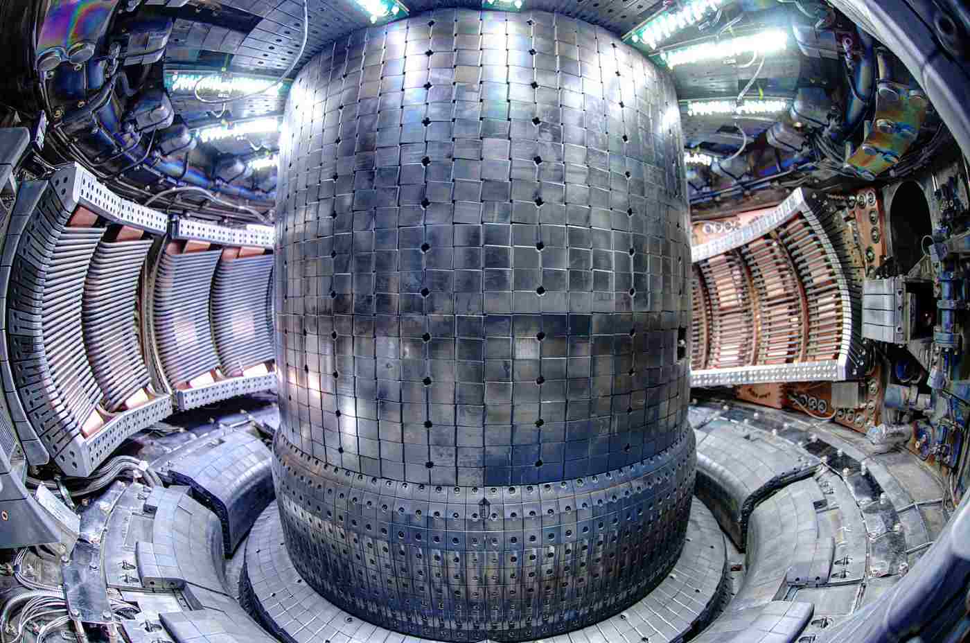 China’s ‘Artificial Sun’ Brings Nuclear Fusion One Step Closer, Breaking World Record