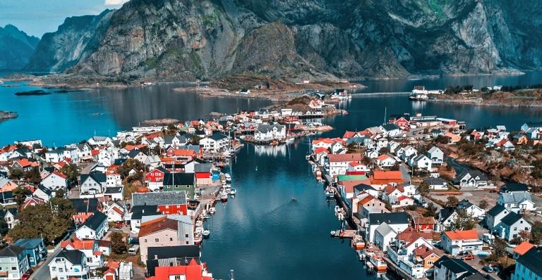 Diga adeus aos relógios! Ilha norueguesa decide extinguir os horários locais e ressignificar o tempo