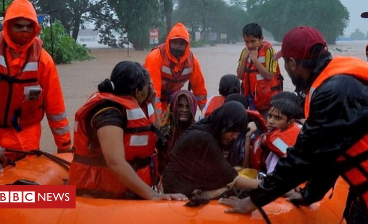 India monsoon: Rescuers search for survivors after heavy rains