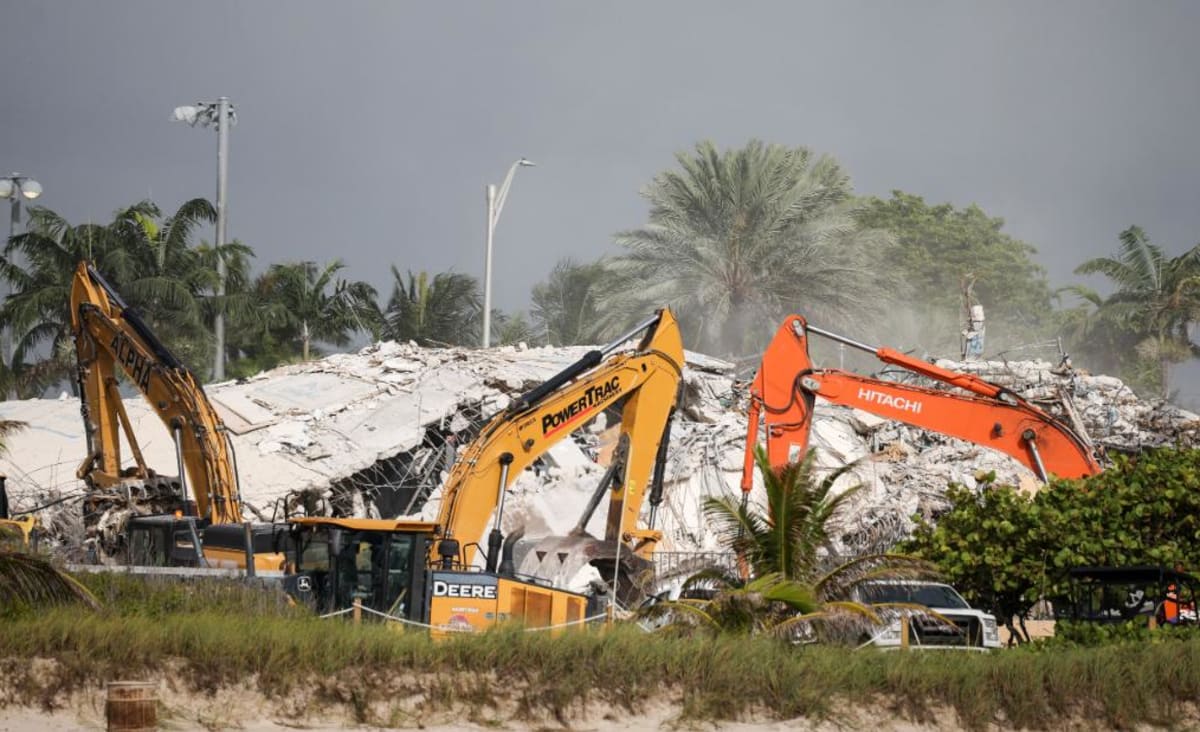 What will happen to the Surfside building collapse site?
