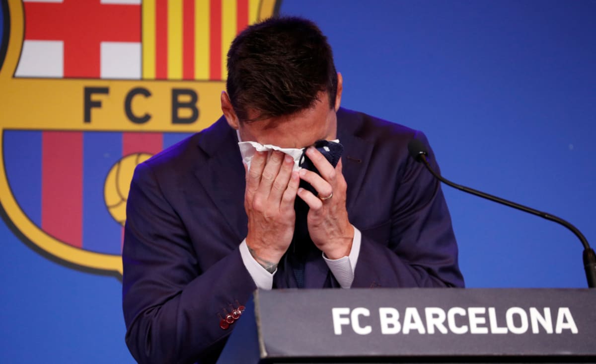 Messi in tears at farewell Barcelona press conference
