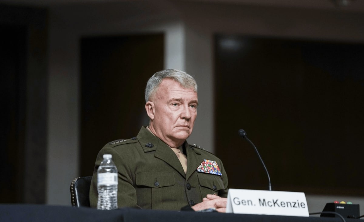 Top generals contradict Biden, say they urged him not to withdraw from Afghanistan 