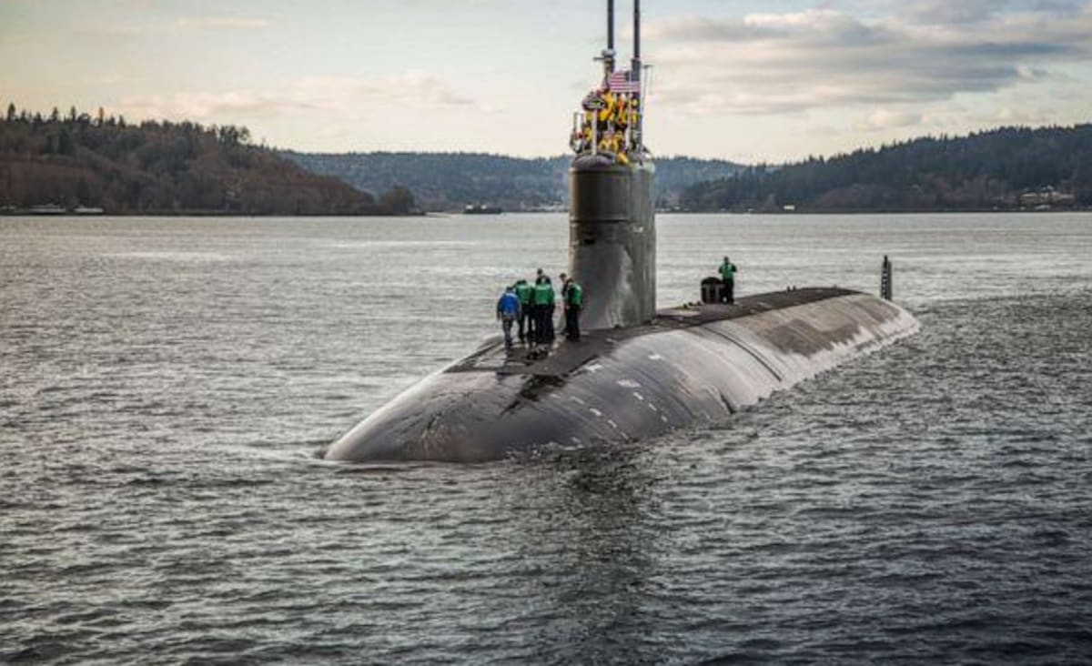US Navy submarine USS Connecticut involved in underwater collision